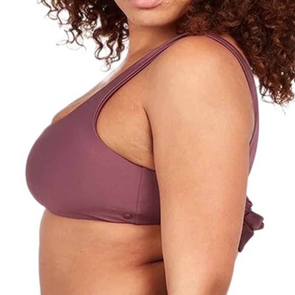 Volcom 12W Plus Top Bikini Simply Seamless Scoop in Eggplant for Every Body NWT